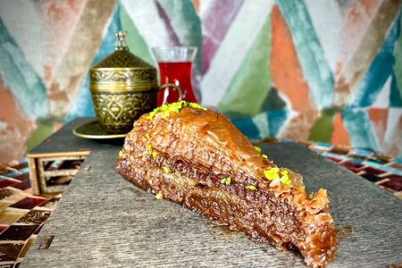 Турецкая пахлава Хавуч с шоколадом и грецким орехом