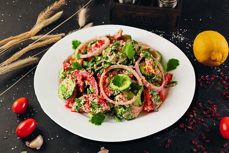 Зеленый салат с авокадо