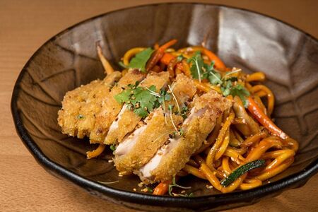 Рамен с цыпленком кацу