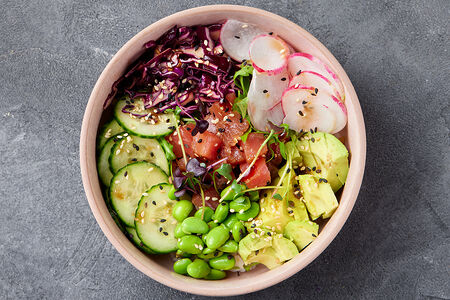 Покедон с тунцом