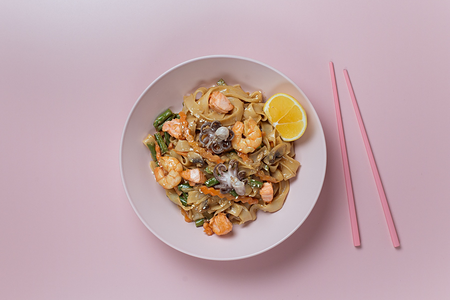 Wok с морепродуктами