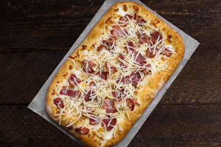 Пицца Аля-карбонара маленькая