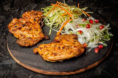 Шашлык из куриного бедра без костей