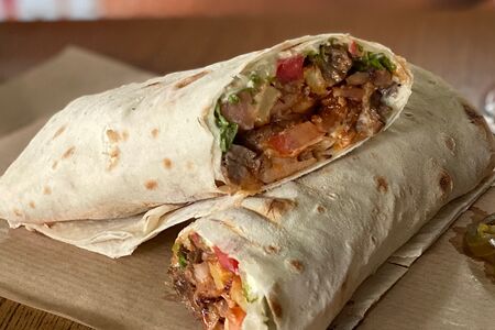 Шаурма куриная в лаваше