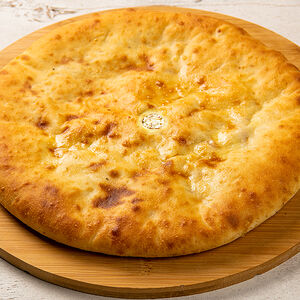 Осетинский пирог с курицей и сулугуни