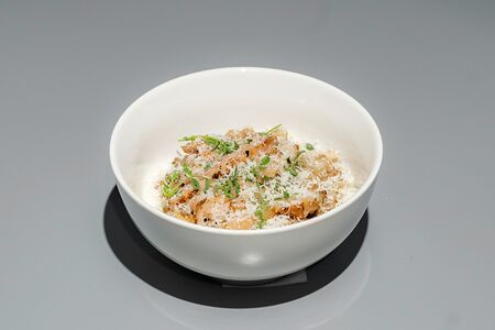 Гречневая каша с цыпленком и пармезаном