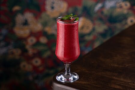 Смузи ягодный