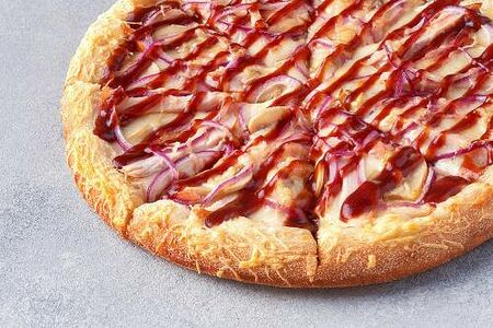 Пицца Чикен Барбекю 25 см на толстом с сыром