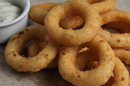 Луковые кольца в панировке