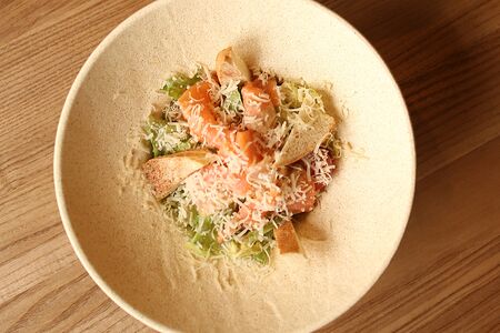 Цезарь с лососем