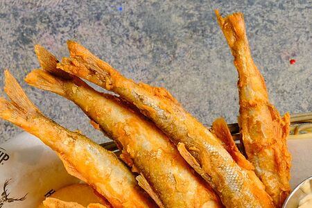 Жареная корюшка