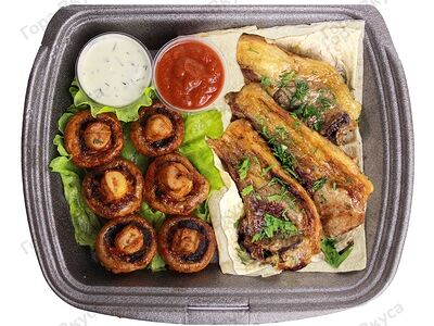 Корейка баранина на углях (гарнир3) 200/130/30/30 г