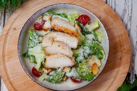 Цезарь с цыпленком