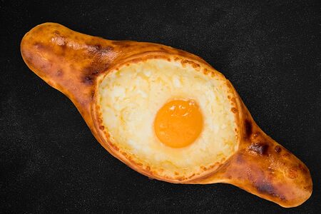 Хачапури по-аджарски