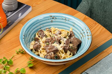 Паста с домашней тушёнкой