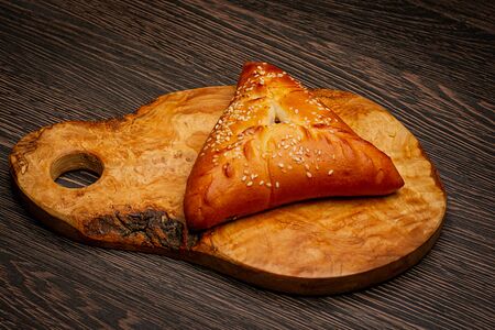 Пирожок с мясом