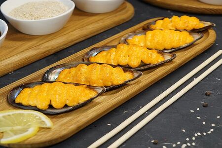 Мидии запеченные Спайси