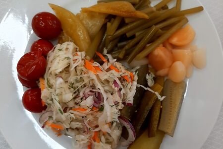 Ассорти из солений