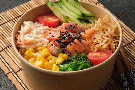 Поке с семгой