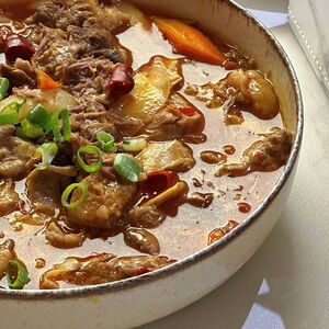 Тушеная говядина в соусе по-сычуаньски №26