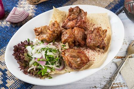 Шашлык из cвинoй шейки