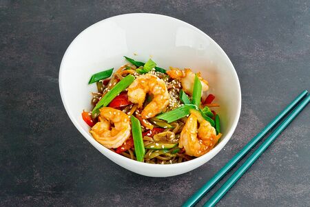 Удон с креветкой