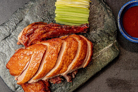 Половина утки по-пекински