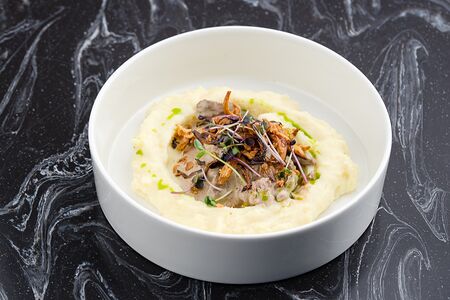 Бефстроганов с картофельным пюре