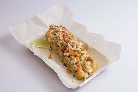 Японский хот-дог с курицей