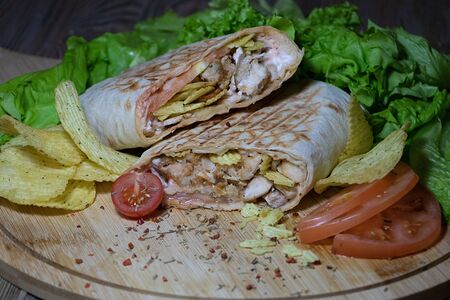 Шаурма с чипсами