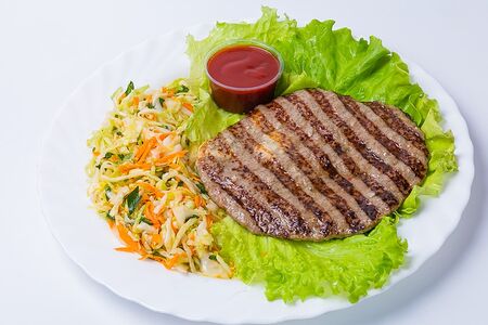 Плескавица с луком