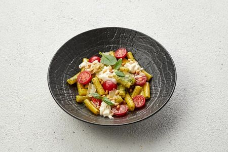 Ригатони со страчателлой