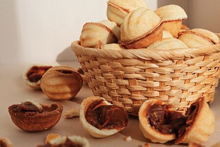 Орешки со сгущёнкой