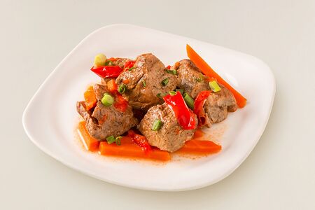 Гуляш из телятины