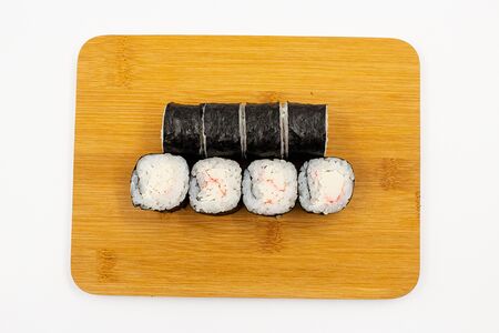 Хосомаки с крабом