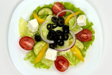 Салат греческий