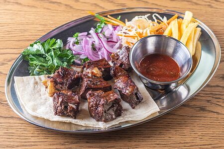 Шашлык из печени ягненка с курдюком