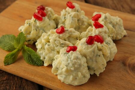 Шор по-кавказски с укропом