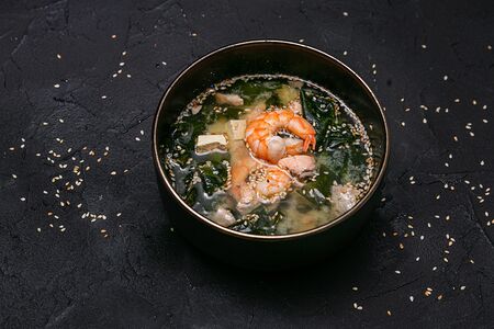 Мисо суп с лососем и креветкой