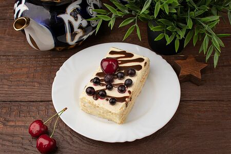 Бисквитное пирожное