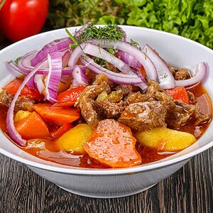 Жаркое с говядиной