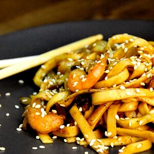 Удон с морепродуктами