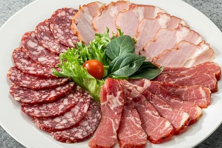 Мясная нарезка