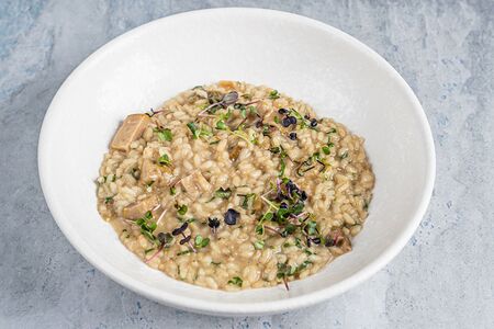 Ризотто с белыми грибами