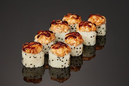 Запеченный ролл с курицей