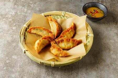 Вонтоны Том га