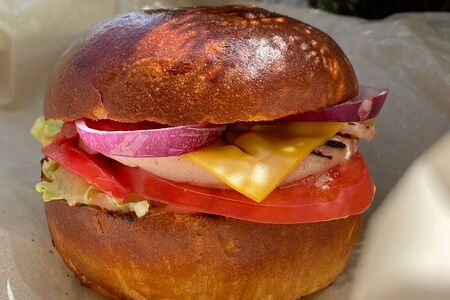 Бургер с ветчиной
