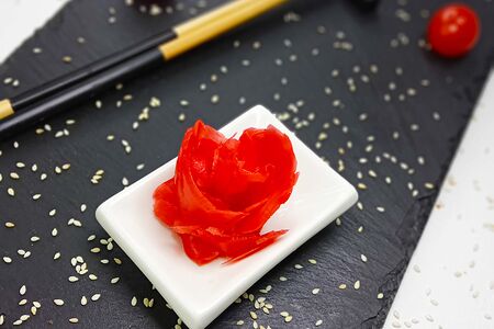 Имбирь маринованный