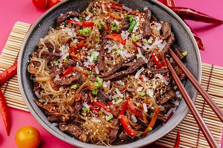 Чапчхе с говядиной и овощами