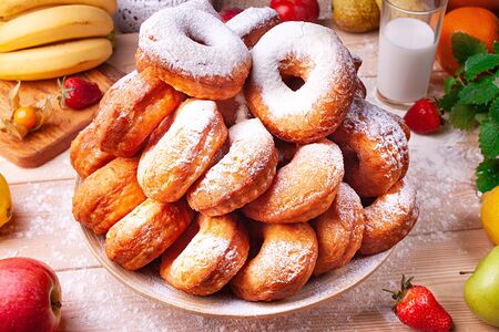 Пончики в пудре